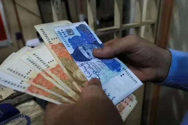 Pakistan Govt to Raise Pensions to Support Retirees Amid Fiscal Strain