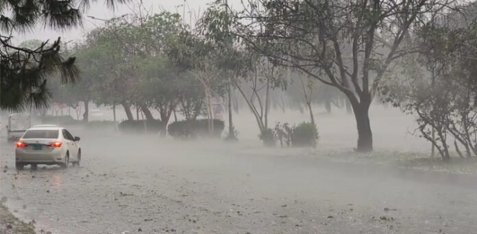 Thunder Showers Across Pakistan